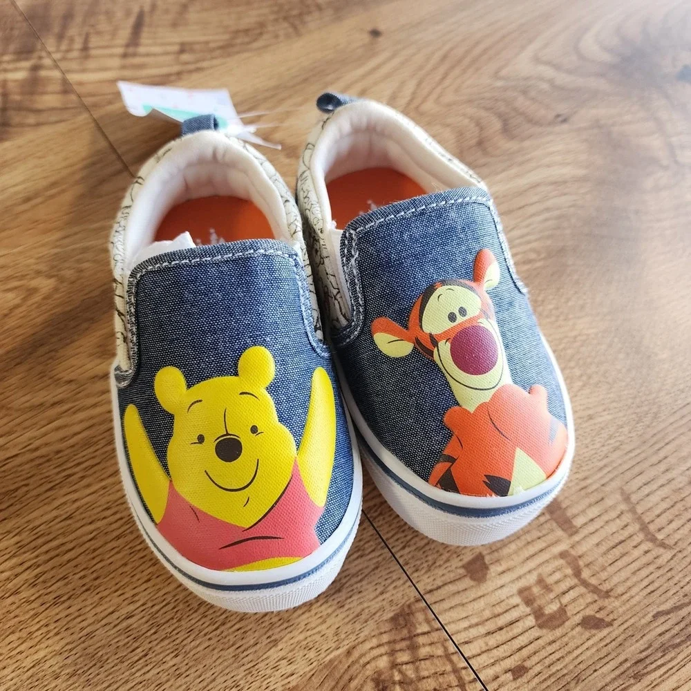NEW Disney Baby Winnie the Pooh & Tigger Slip-On Canvas Sneakers Toddler Size 4
